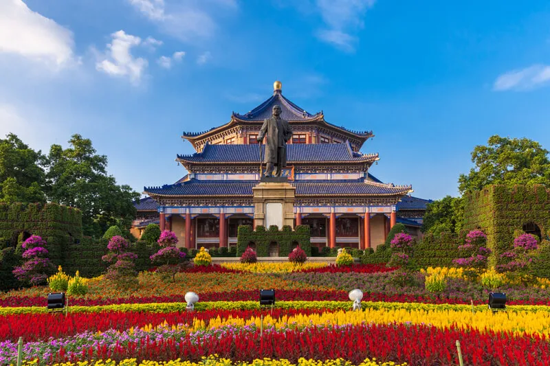 nha tuong niem Ton Trung Son ivivu
