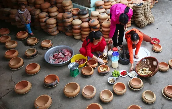 Niêu đất Nghệ An - bí quyết giữ lửa và hương vị cá kho Vũ Đại