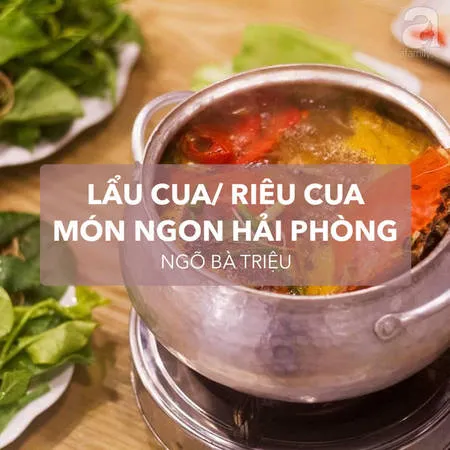 Nồi lẩu cua bể với nước lẩu ngọt đậm đà, thịt cua tươi ngon.