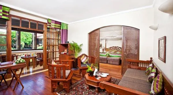 Nội thất phòng Colonial Suite mang phong cách Nhật Bản. Ảnh: victoriahotels.asia