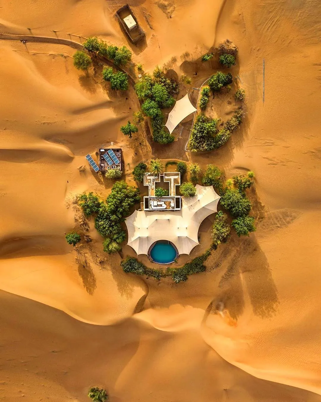 Nội thất phòng nghỉ tại Al Maha Dubai Resort &amp; Spa