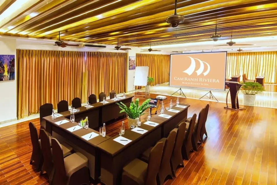 Phòng hội nghị tại Cam Ranh Riviera Beach Resort &amp; Spa