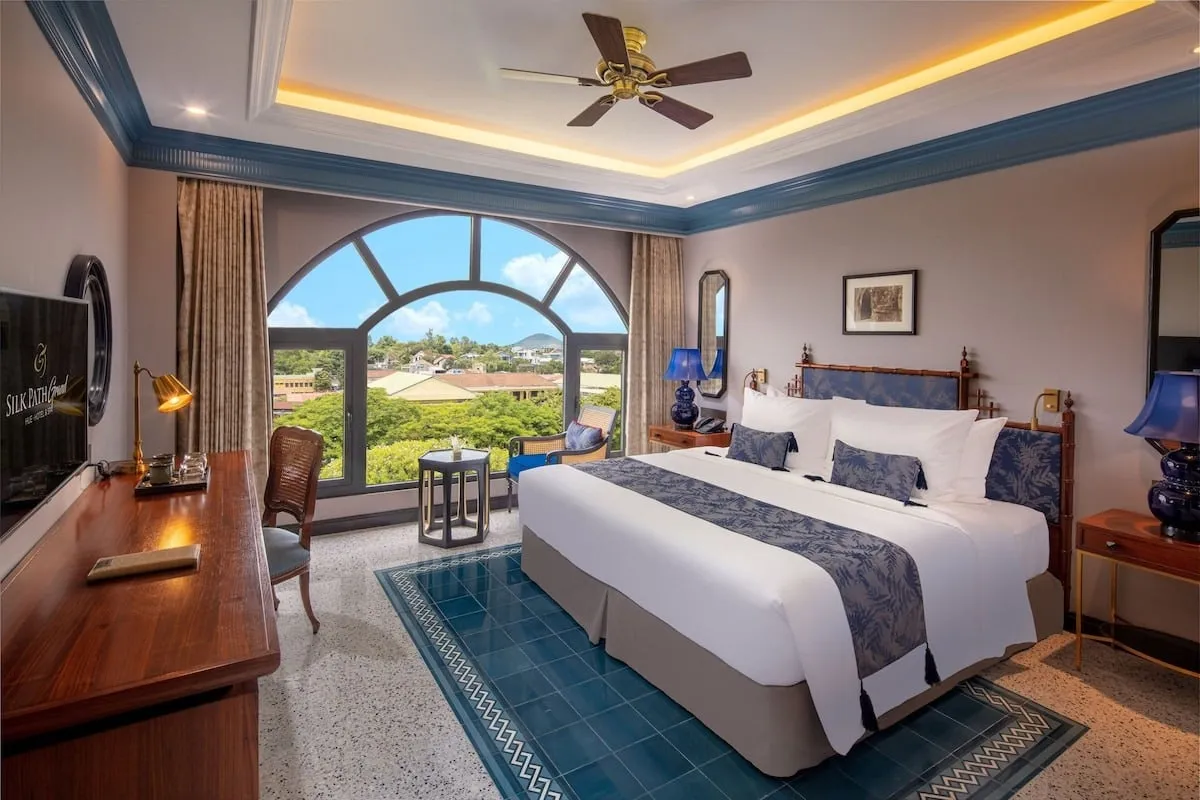 Phòng nghỉ tại Silk Path Grand Huế Hotel &amp; Spa