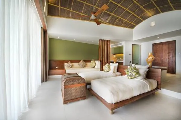 Phòng ngủ hướng biển tại The Shells Resort &amp; Spa Phú Quốc