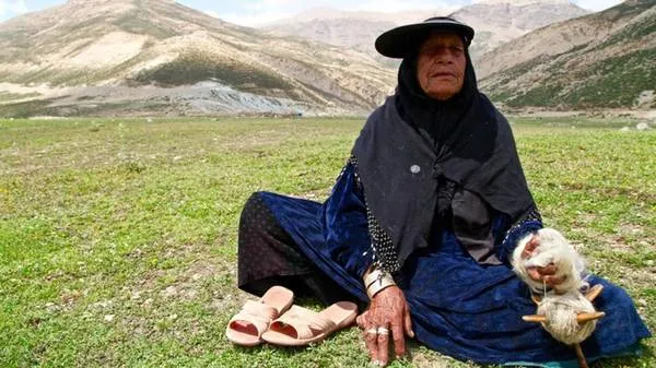 Phụ nữ Bakhtiari se len, Iran