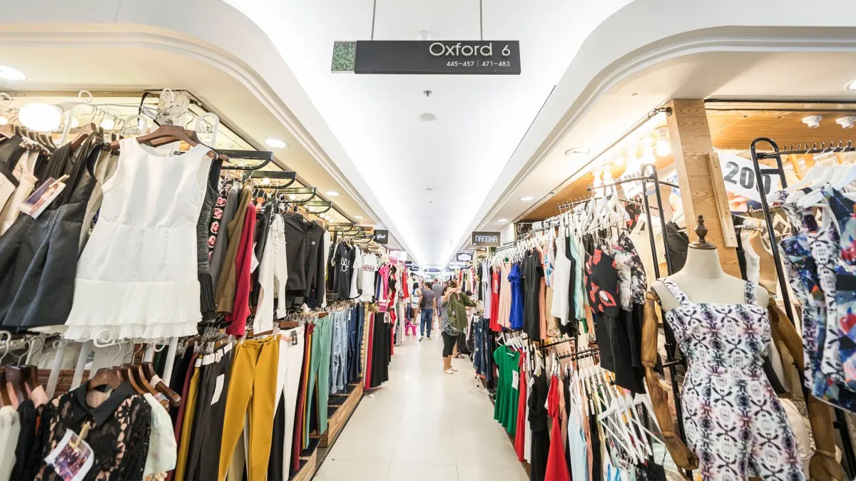 Platinum Mall - Trung tâm mua sắm sầm uất