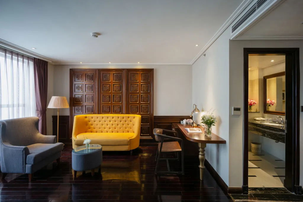 Restaurant &amp; Sky Bar tại Le Jardin Haute Couture