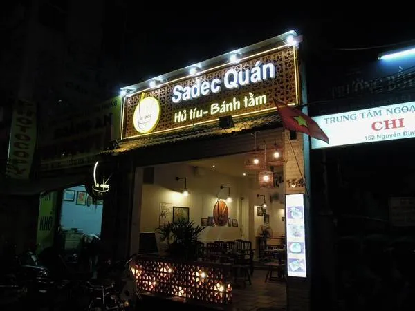 Sadec Quán nhìn từ phía bên ngoài