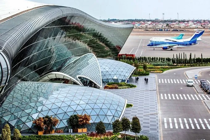 Sân bay quốc tế Baku hiện đại