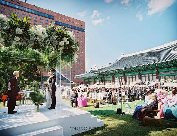 Sảnh cưới ngoài trời tại khách sạn The Shilla Seoul