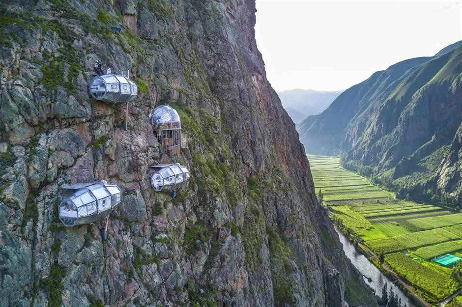 Skylodge Adventure Suites, Peru - phòng ngủ con nhộng trên vách núi