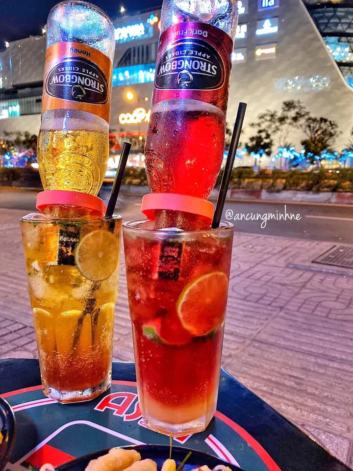 Strongbow úp ngược. Ảnh: @ancungminhne