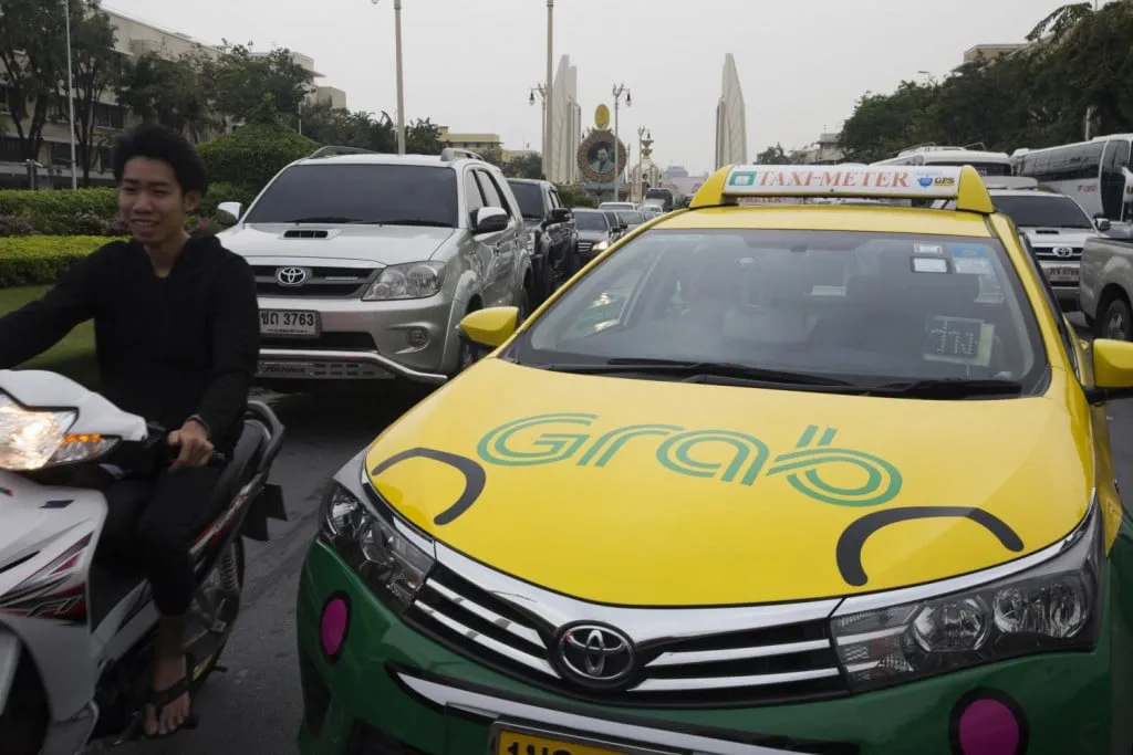 Sử dụng Grab tại sân bay Suvarnabhumi.