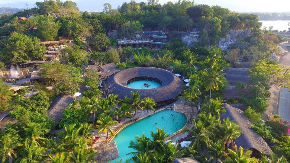 Suối khoáng nóng I-Resort