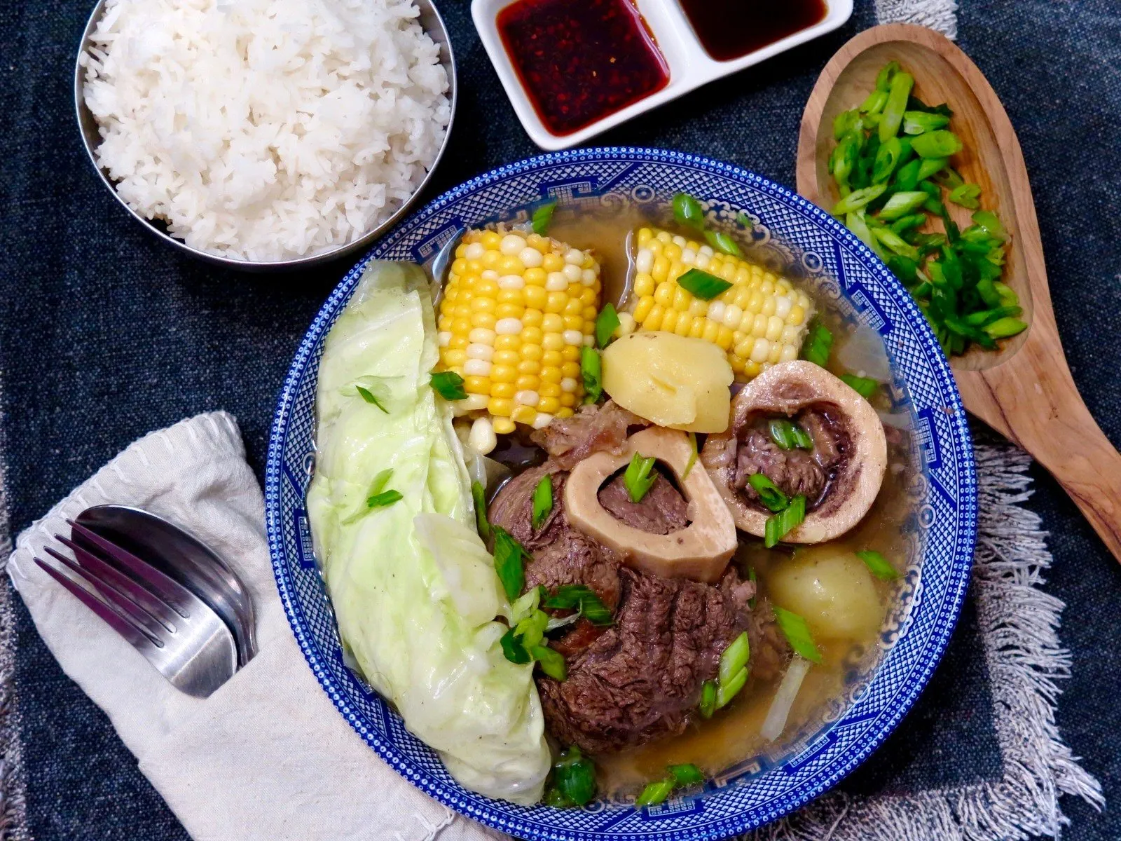 Súp bò Bulalo