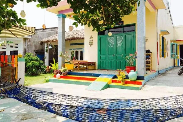 The Hoi An Hippie House với màu sắc bắt mắt