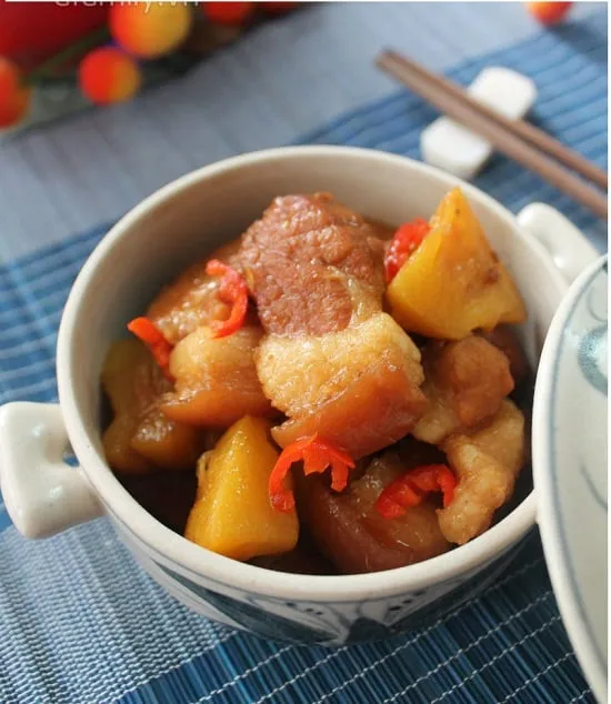 Thịt heo kho thơm