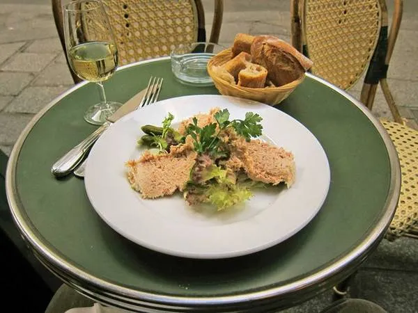Thịt heo muối Rillettes