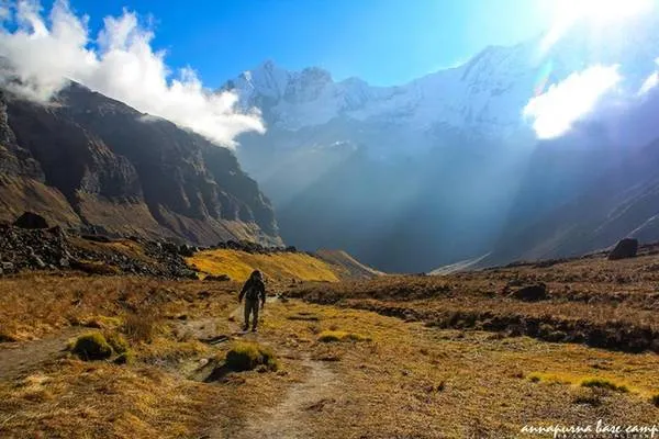 Thông tin hữu ích về chi phí và thời điểm trekking Annapurna Base Camp.