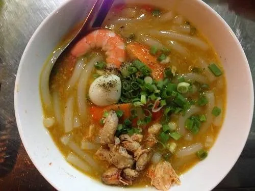 Tô bánh canh cua xé thơm ngon hấp dẫn. Ảnh: Má Lúm