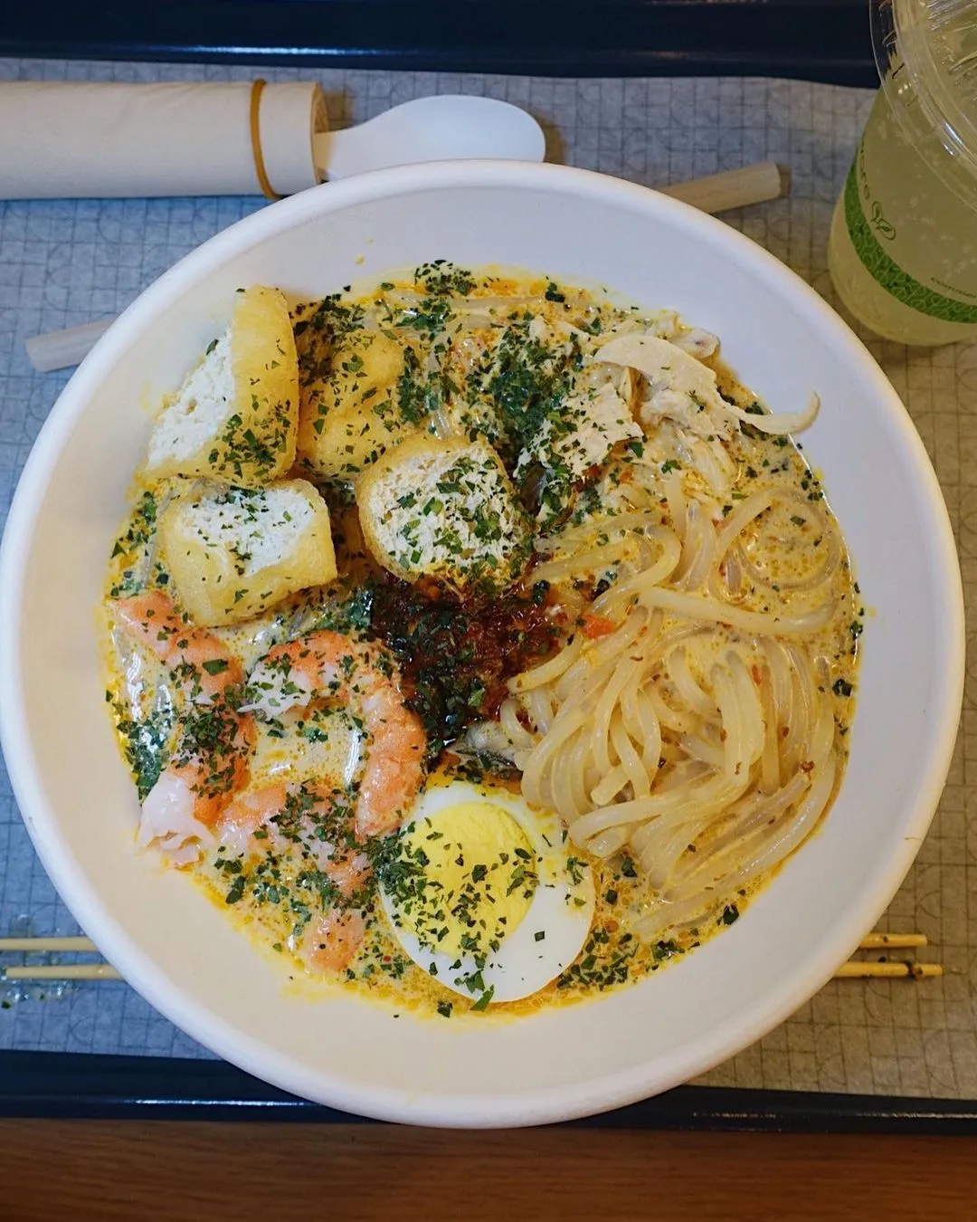 Tô mì Nyonya Laksa thơm ngon, hấp dẫn