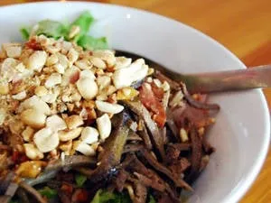 Tô phở chua Lạng Sơn đầy đủ topping