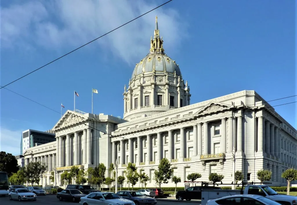 Tòa thị chính San Francisco với kiến trúc nguy nga tráng lệ