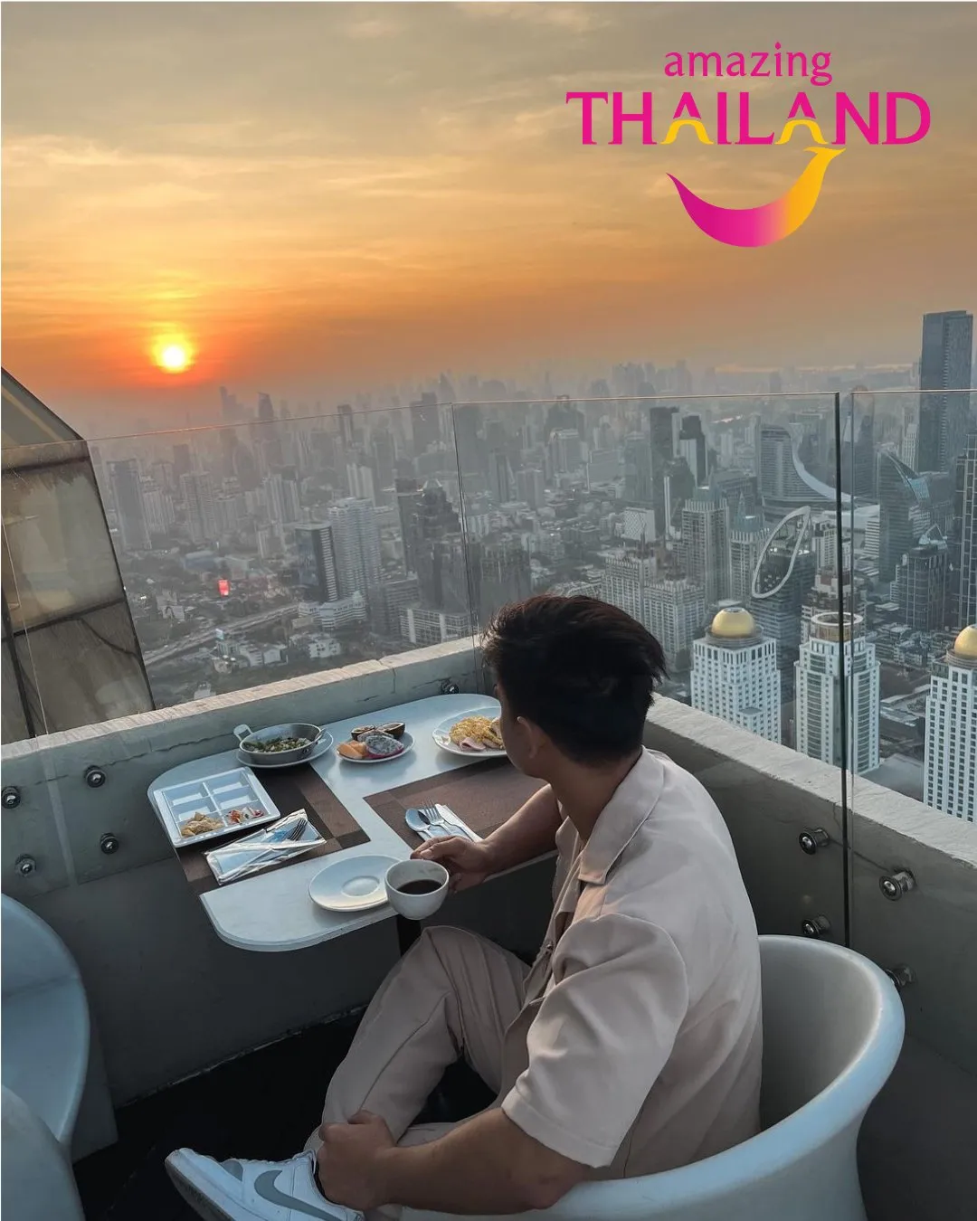 Toàn cảnh Bangkok về đêm nhìn từ Baiyoke Sky
