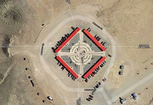 Toàn cảnh đài tưởng niệm Four Corners