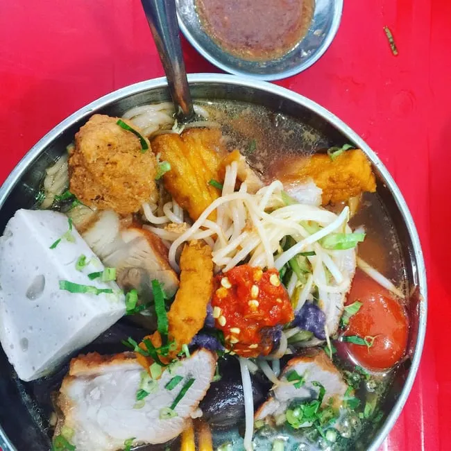 Topping bún riêu