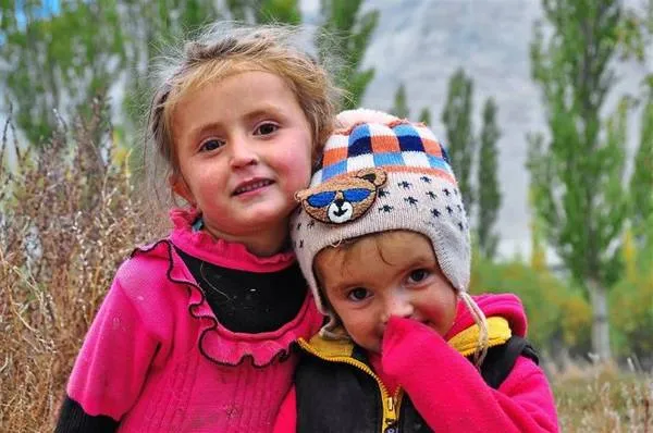 Trẻ em ở Tajikistan - kỷ niệm đáng nhớ của Phoebe Tan