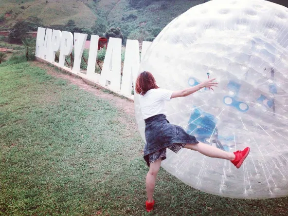 Trò chơi Zorb Ball tại Mộc Châu Happy Land