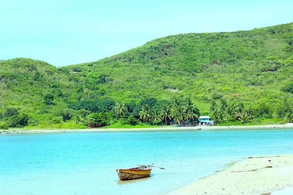 Vẻ đẹp của Bích Đầm - Ảnh: Bông Mai