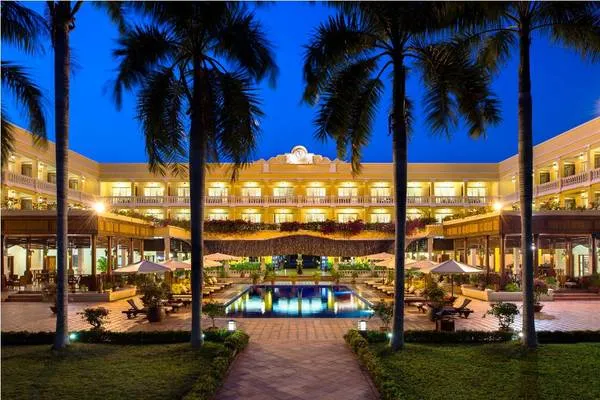 Victoria Cần Thơ Resort bên bờ sông Hậu