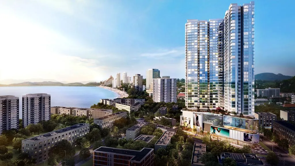 Vinpearl Condotel Empire Nha Trang nhìn từ xa