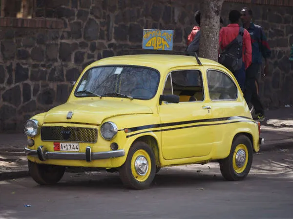 Xe taxi Fiat cũ tại Eritrea