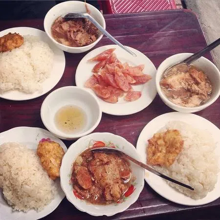 Xôi trắng chả mực